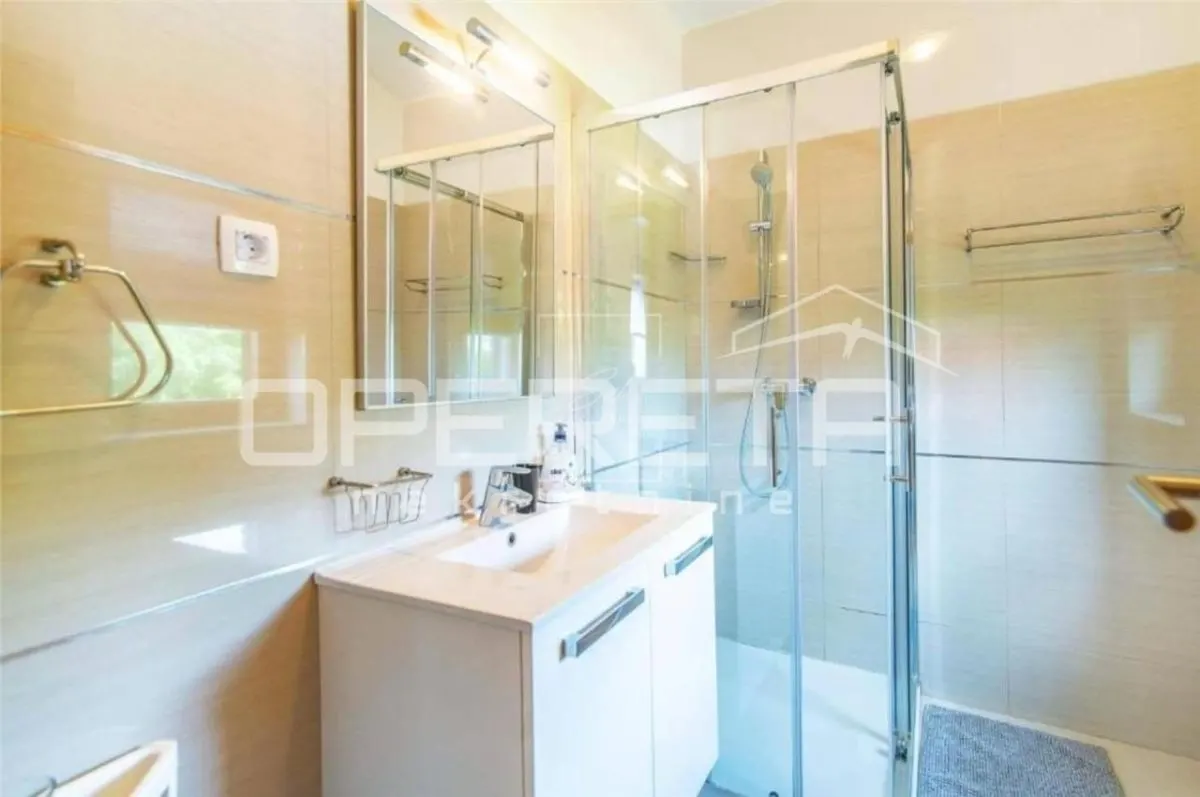Villa with Pool for Long-term Rental in Svetvincenat, Istria, Croatia - foto 11