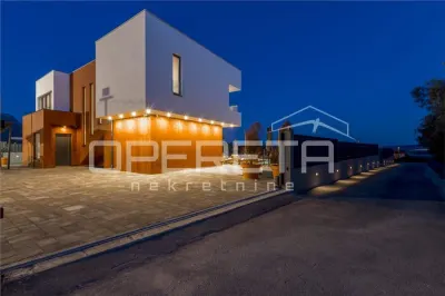 Luxury Villa for Sale in Kaštel Stari, Croatia - Kaštel Stari
