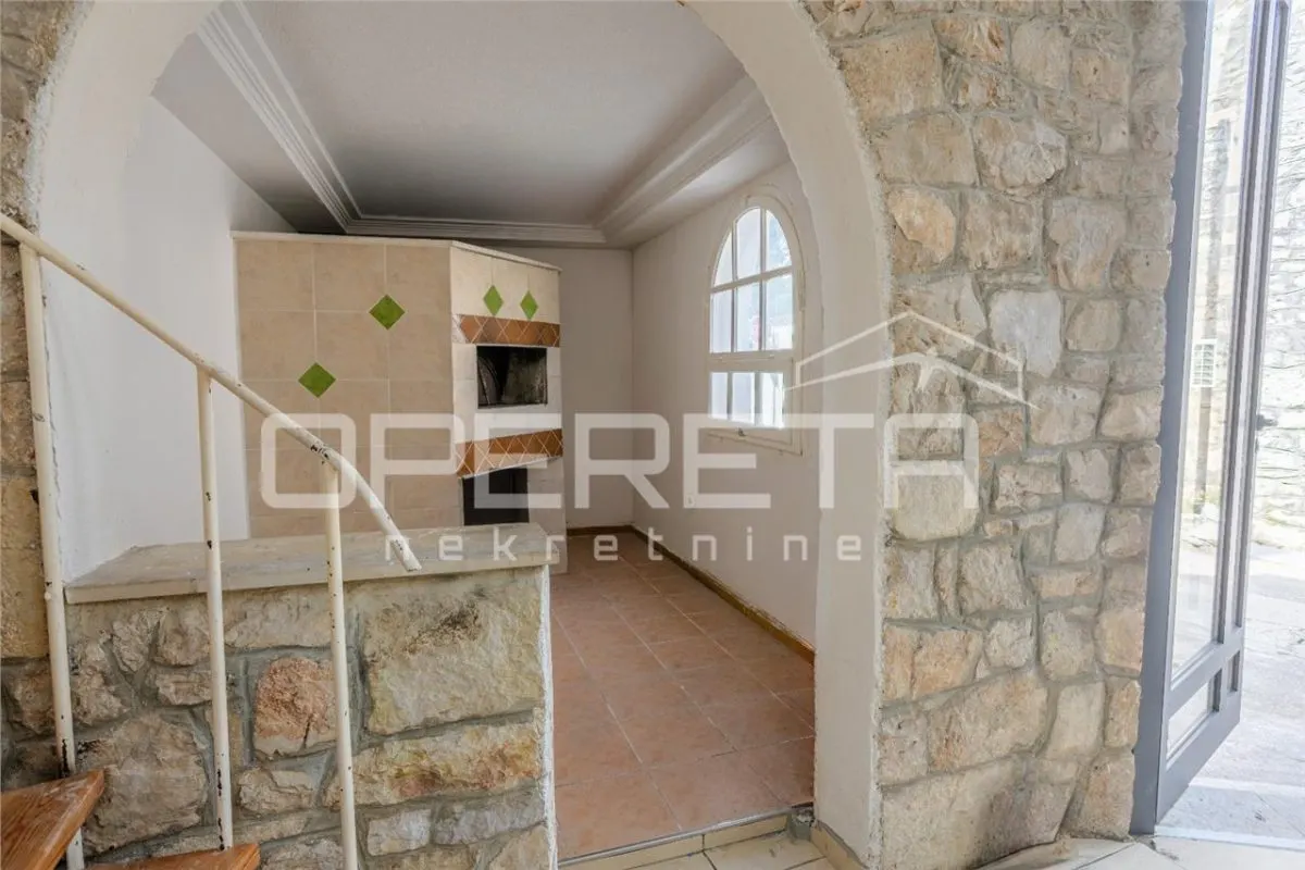 Waterfront Villa for Sale in Tribunj, Croatia – Mixed-Use Investment - foto 20