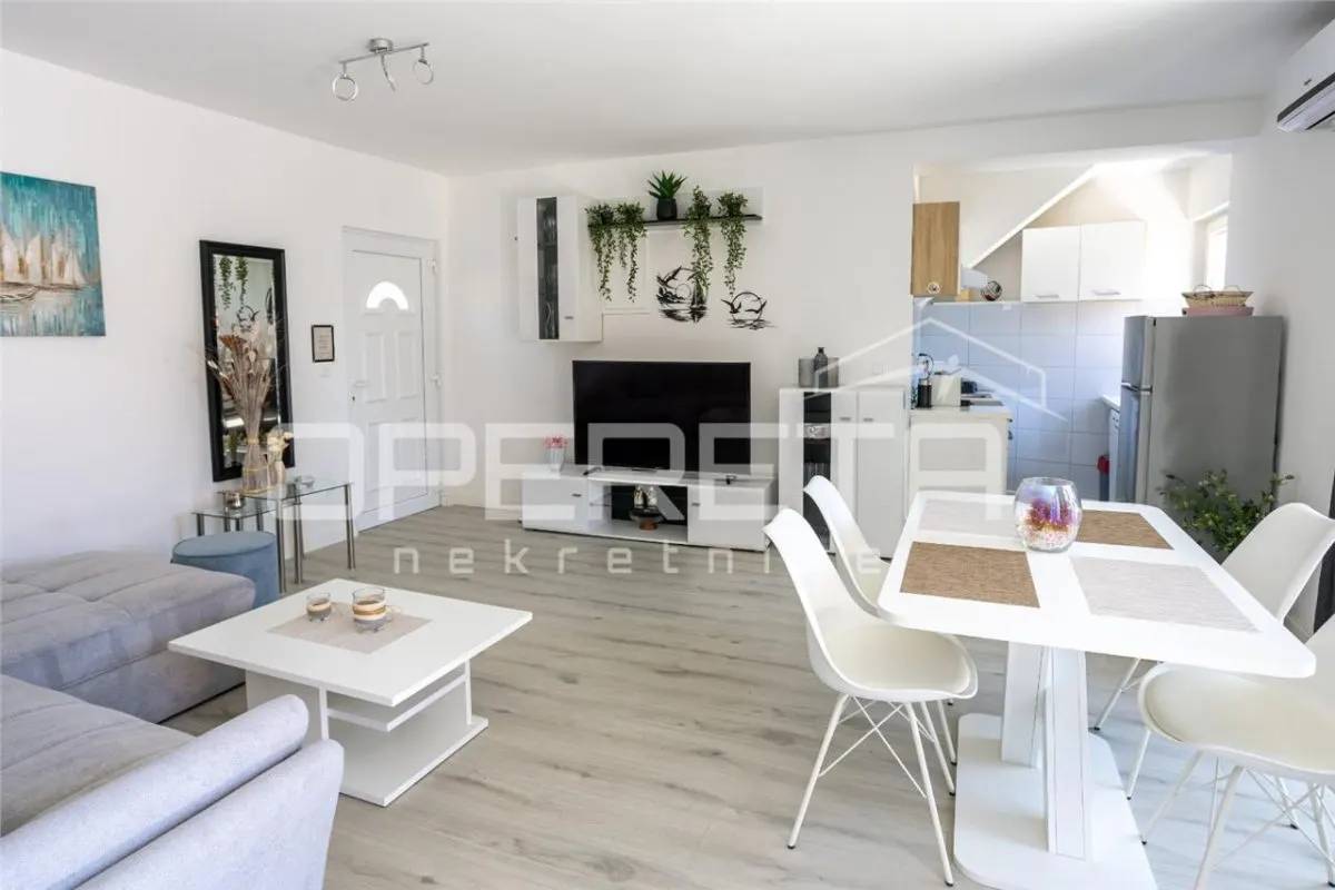 Waterfront Villa for Sale in Tribunj, Croatia – Mixed-Use Investment - foto 5