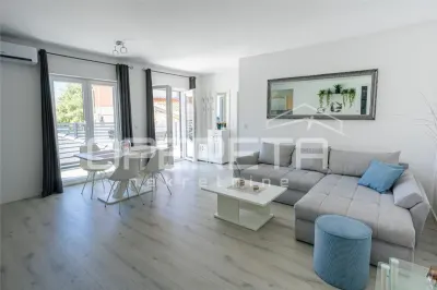 Waterfront Villa for Sale in Tribunj, Croatia – Mixed-Use Investment - foto 6