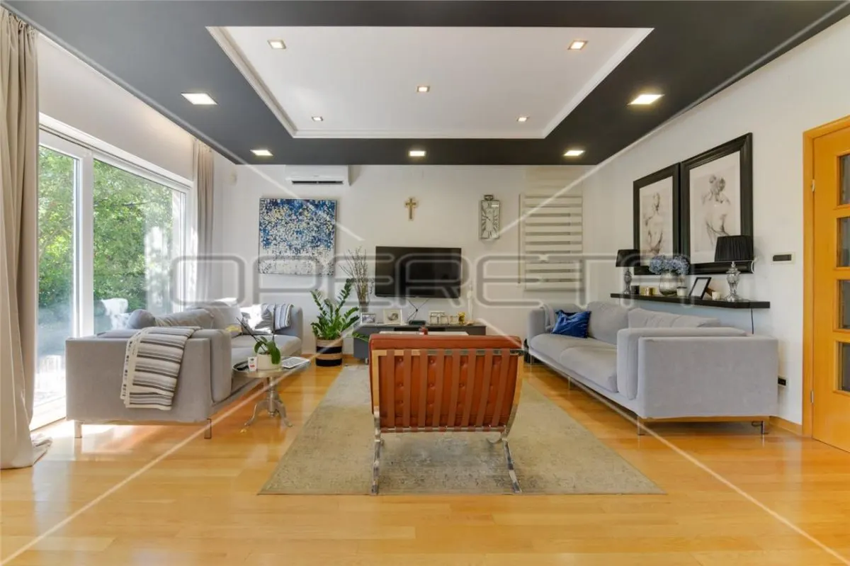 Six-Bedroom Villa for Rent in Zagreb, Maksimir - foto 2