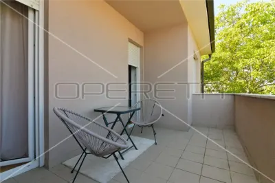 Six-Bedroom Villa for Rent in Zagreb, Maksimir - foto 13