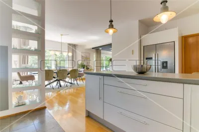 Six-Bedroom Villa for Rent in Zagreb, Maksimir - foto 4