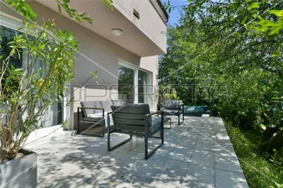 Six-Bedroom Villa for Rent in Zagreb, Maksimir - foto 9