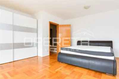 Villa for Sale in Zagreb, Croatia - foto 16