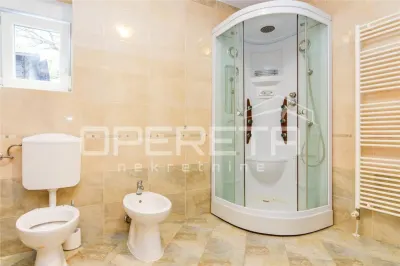 Villa for Sale in Zagreb, Croatia - foto 18