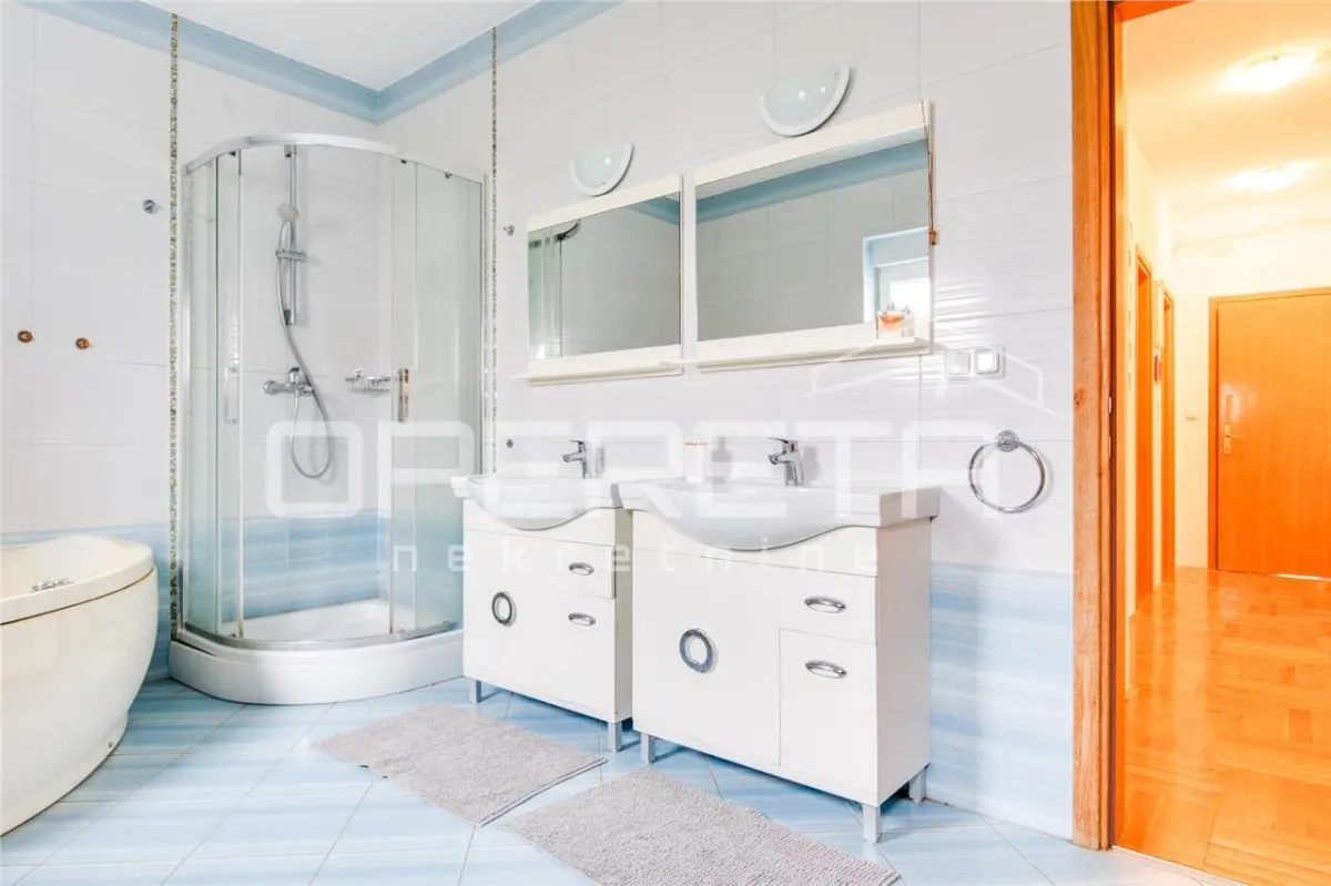 Villa for Sale in Zagreb, Croatia - foto 10