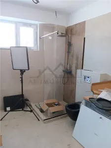 Valea Ursului: Villa Écologique Luxe 150m² avec Terrain 550m² - foto 9