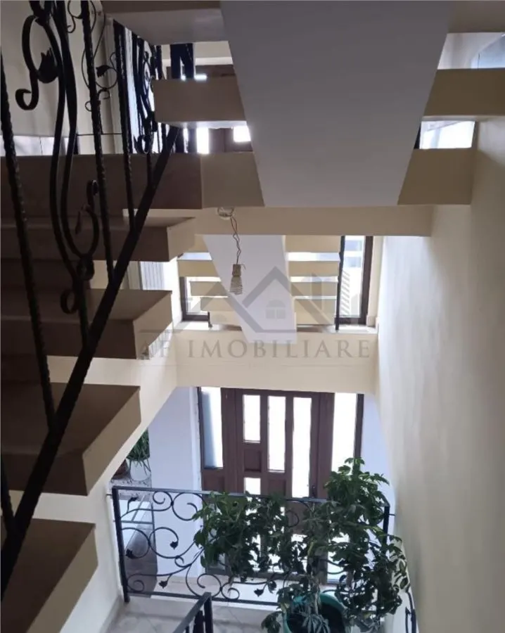 Galata, Forest-Adjacent Villa, 290 sqm Built, 1,200 sqm Plot - foto 3