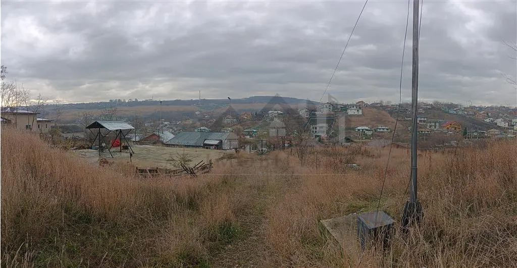 Rediu，3,350平方米城市用地（附带工业建筑） - foto 3