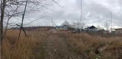 Rediu，3,350平方米城市用地（附带工业建筑） - foto 5
