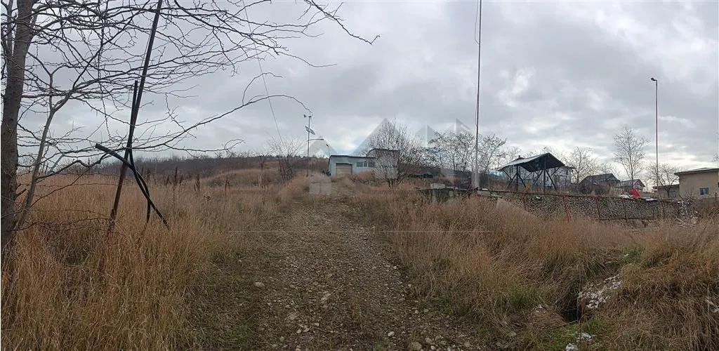 Rediu，3,350平方米城市用地（附带工业建筑） - foto 5