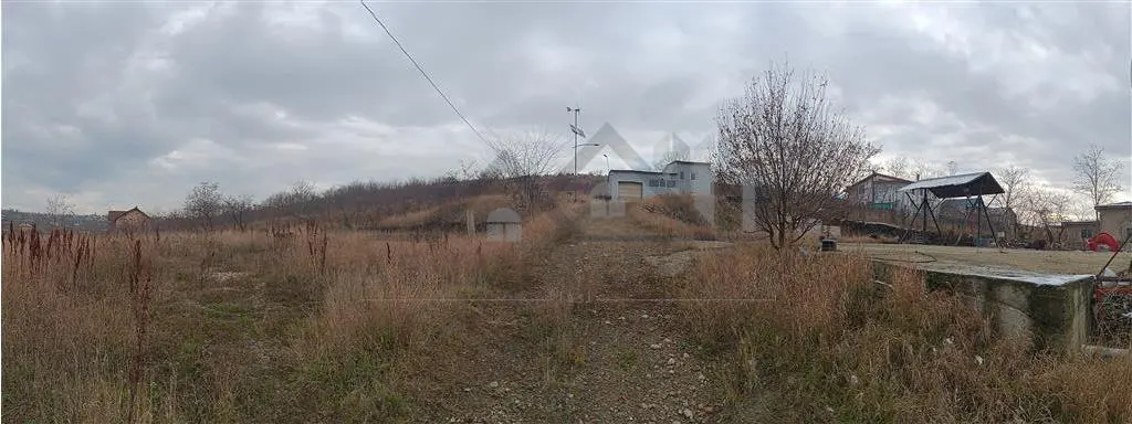Rediu，3,350平方米城市用地（附带工业建筑） - foto 6
