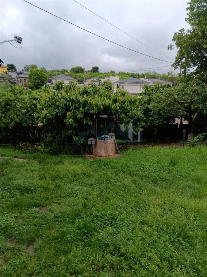 Manta Rouge, Hlincea: Terrain 616 m² et Maison Ancienne en Brique 81 m² - foto 1