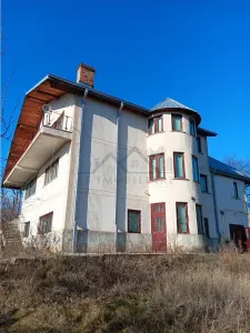 Villa au Lac Rediu, Viticultori – Résidence de 405 sqm sur Terrain de 1.500 sqm - Iasi