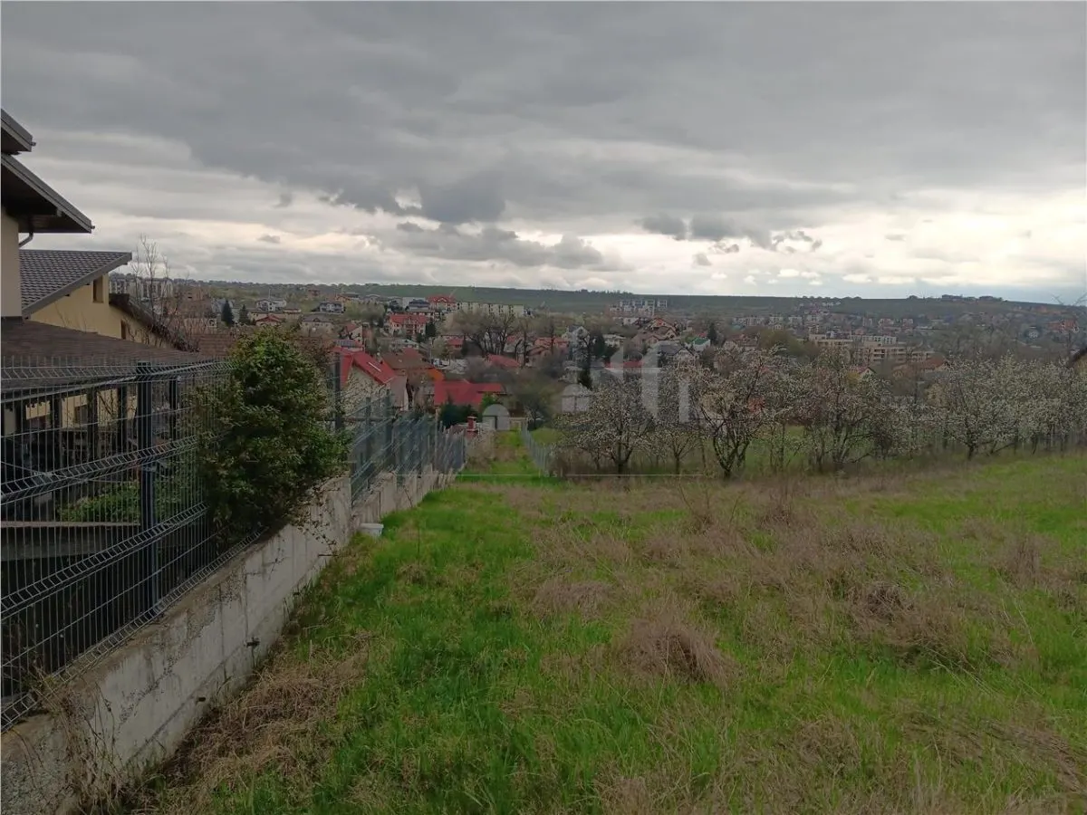 Terrain Bucium 570m² à 400m du Rond-point avec Utilités - foto 6