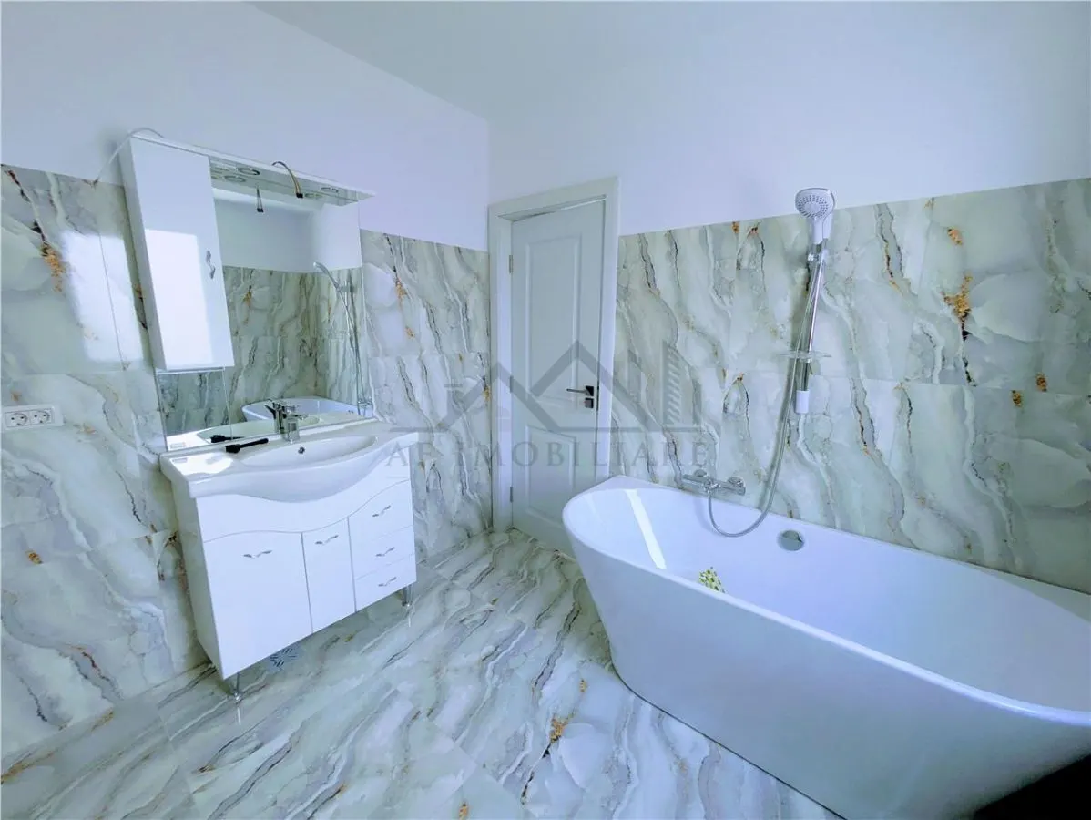 Villa Moderne 5 Chambres Valea Lupului – Zéro Commission, Parking et Chauffage Rayonnant - foto 5