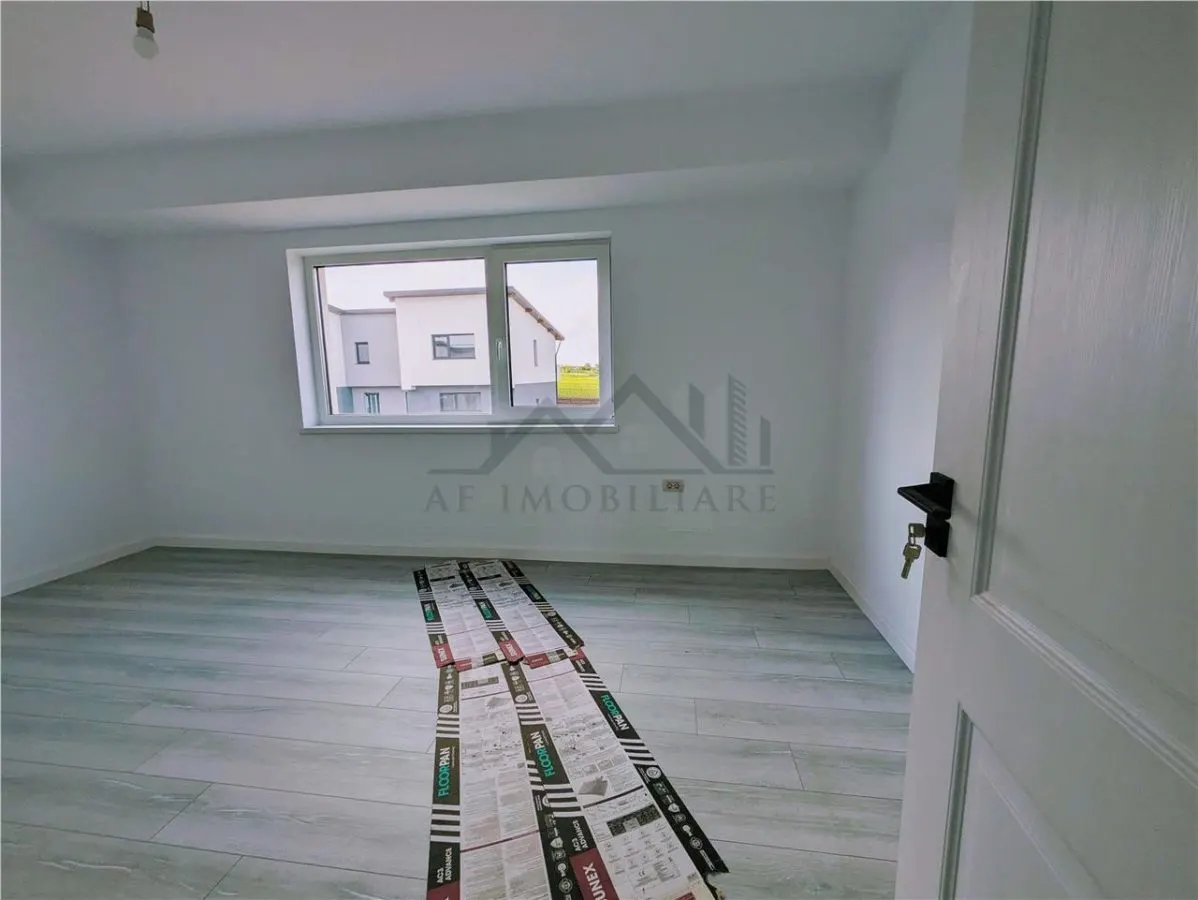 Villa Moderne 5 Chambres Valea Lupului – Zéro Commission, Parking et Chauffage Rayonnant - foto 6