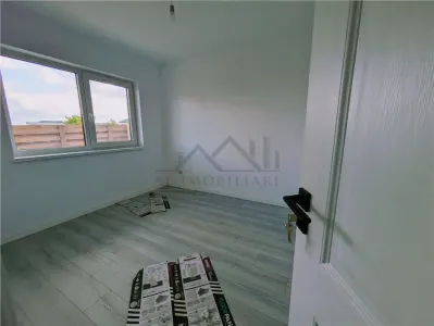 Villa Moderne 5 Chambres Valea Lupului – Zéro Commission, Parking et Chauffage Rayonnant - foto 7