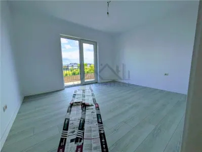 Villa Moderne 5 Chambres Valea Lupului – Zéro Commission, Parking et Chauffage Rayonnant - foto 8