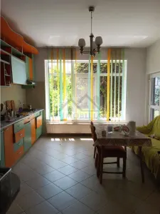 Villa de Luxe Valea Lupului S+P+E+M 320sqm construits 700sqm terrain rue Victoriei - foto 7