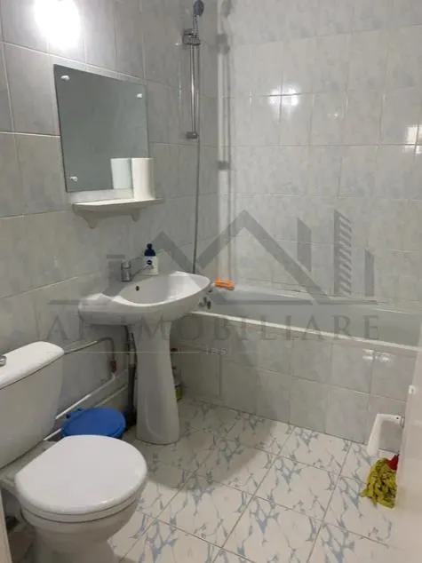 Appartement Trois Chambres, Zone Frumoasa - Boulevard Poitiers - foto 7