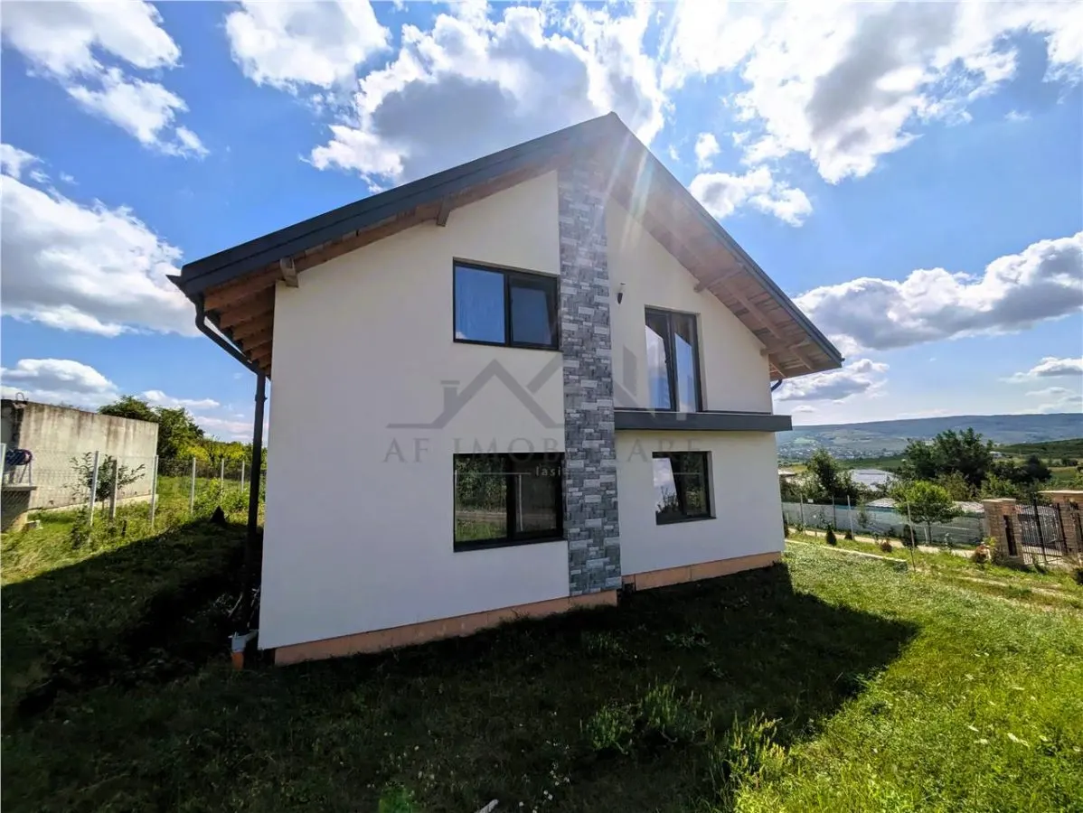 Casa Nueva de 5 Dormitorios, Amueblada, Parcela de 404 o 1.000 m², Chicerea - foto 1
