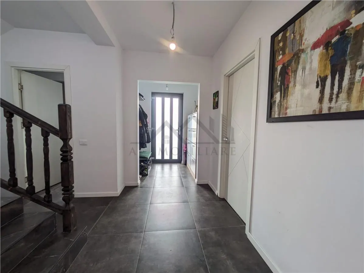 Casa Nueva de 5 Dormitorios, Amueblada, Parcela de 404 o 1.000 m², Chicerea - foto 9