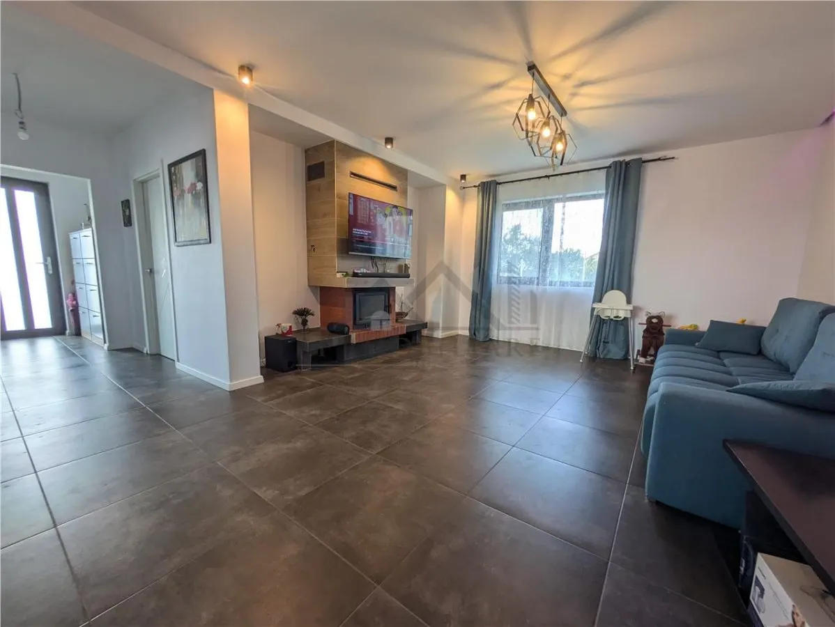 Casa Nueva de 5 Dormitorios, Amueblada, Parcela de 404 o 1.000 m², Chicerea - foto 10