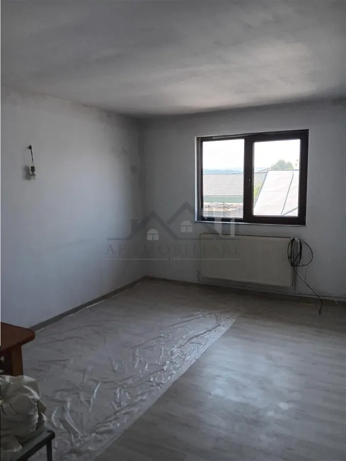 Villa Lunca Cetatui P+E, 193 sqm Utiles, Rocade, Potentiel Bi-Familial - foto 14