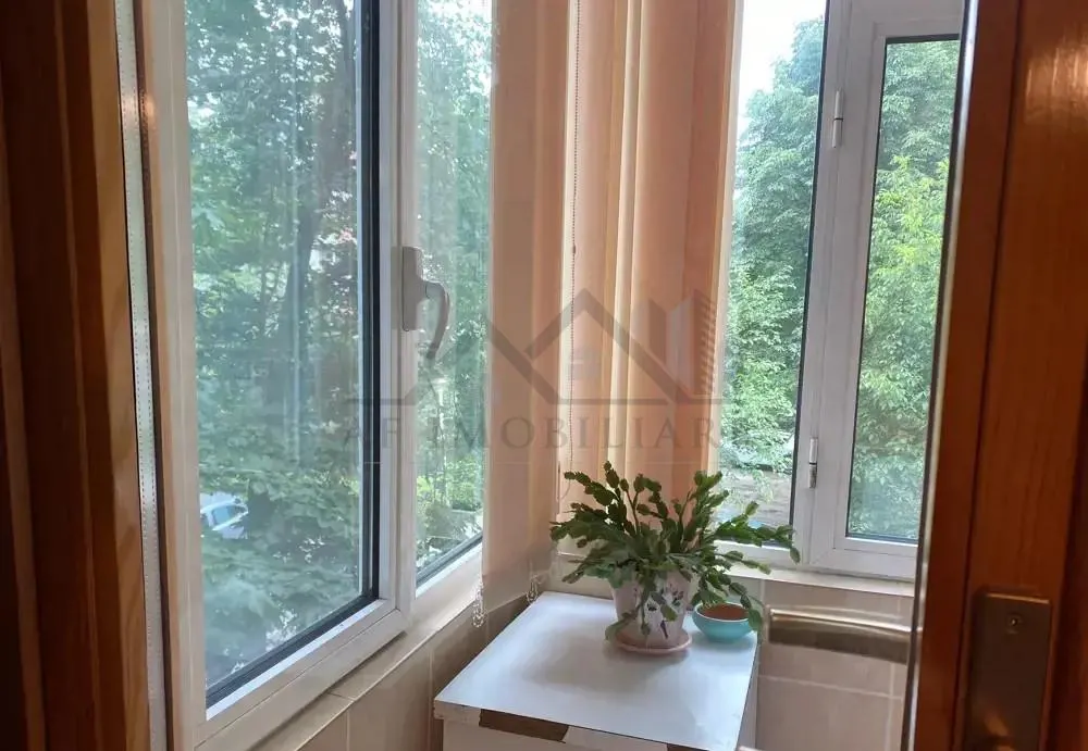 Appartement 3 Chambres, Quartier Tatarasi, Iasi - foto 5