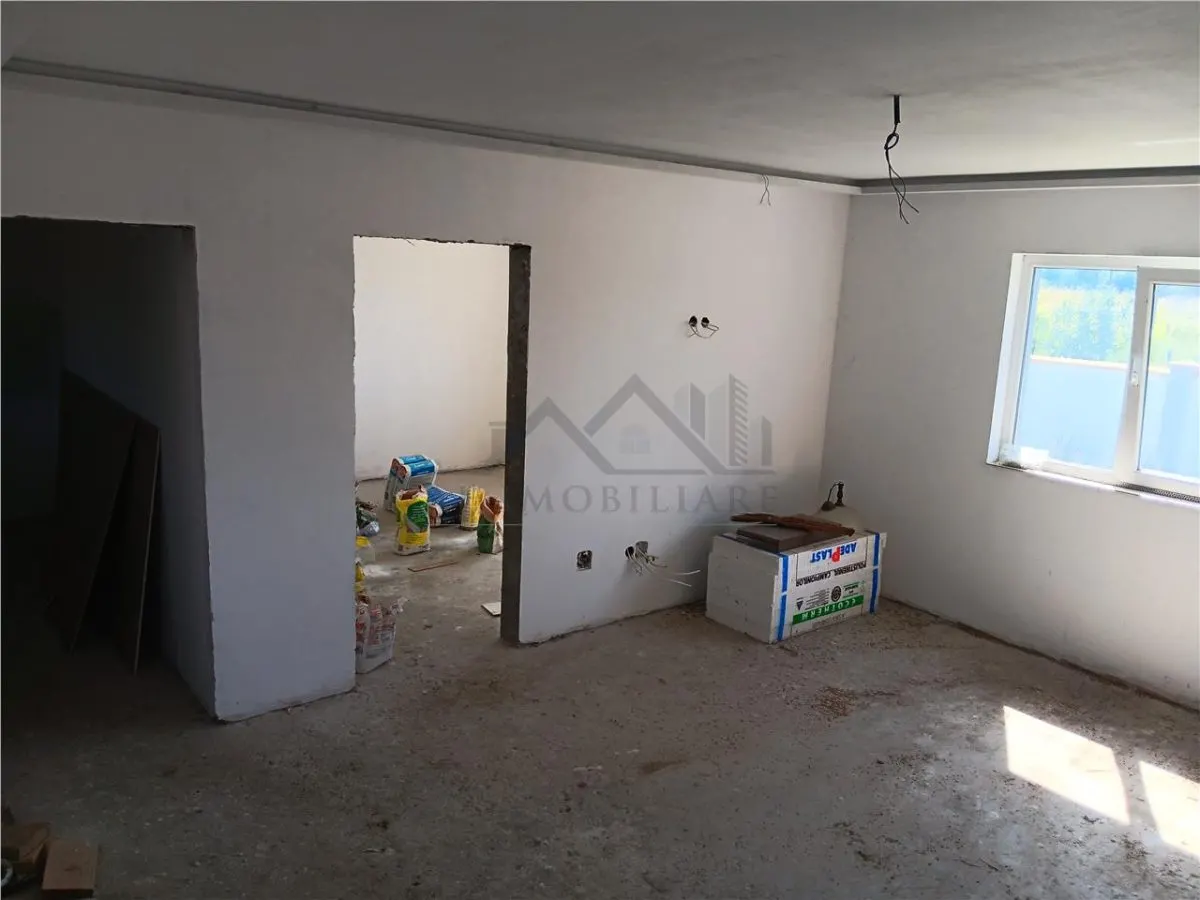 Opriseni, Tutora : Villa P+M, 130 m², Terrain 500 m², 20km d'Iași - foto 6