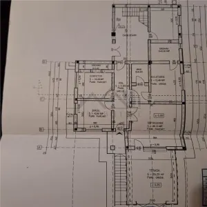 Tomesti Villa P+E 236m² 5 Chambres Séjour 2 Salles de Bain Garage Terrain 1347m² - foto 13