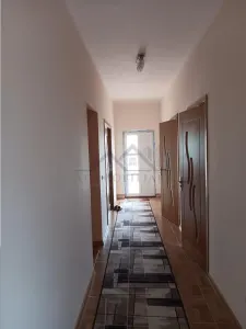 Tomesti Villa P+E 236m² 5 Chambres Séjour 2 Salles de Bain Garage Terrain 1347m² - foto 9