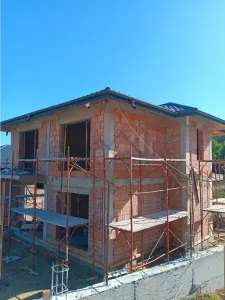 Villa Pietrarie Barnova P+E 120sqm, Terrain 400sqm Près de Forêt - foto 2