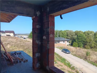 Villa Pietrarie Barnova P+E 120sqm, Terrain 400sqm Près de Forêt - foto 9