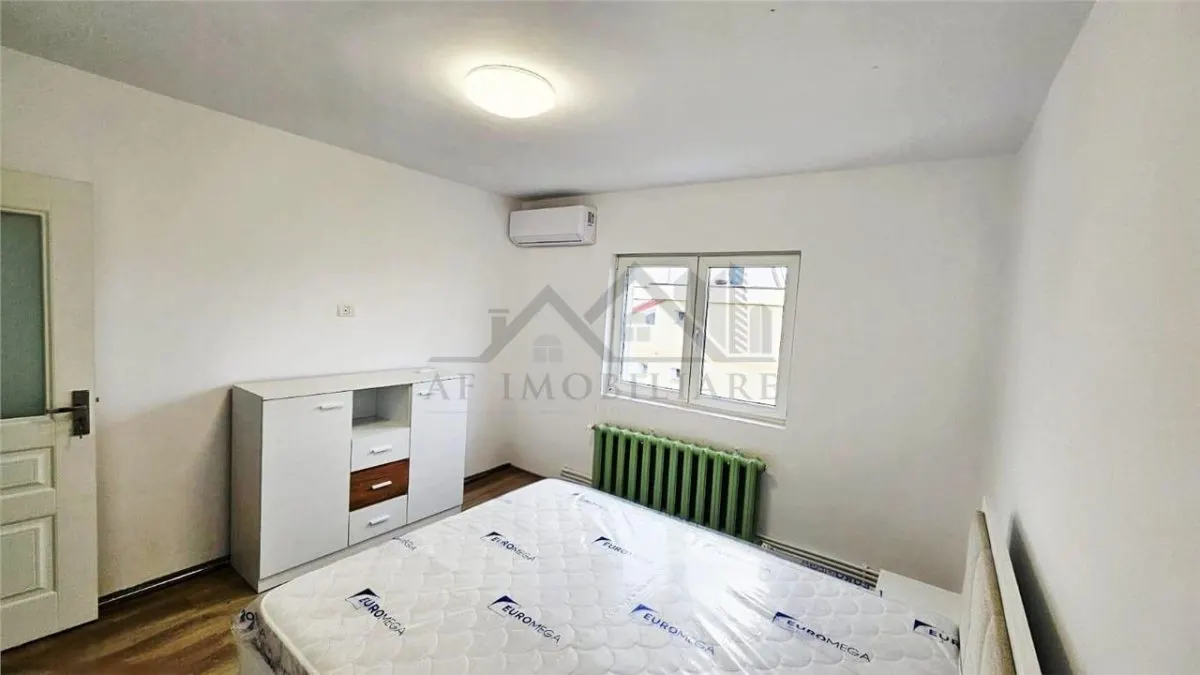 Three-Bedroom Apartment for Rent - foto 3