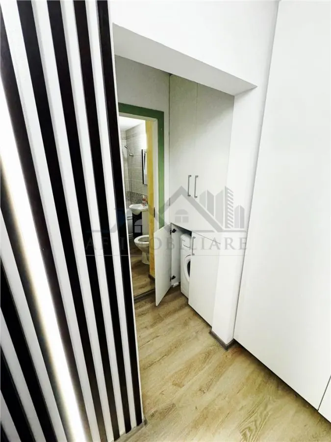 Three-Bedroom Apartment for Rent - foto 9