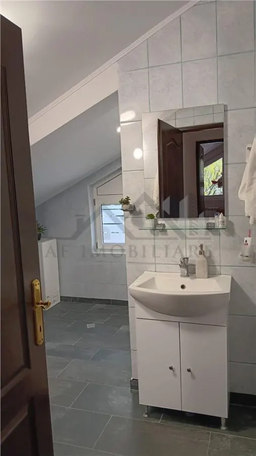 Barnova intersection Pietrarie – Villa G+1+M, 212m² utiles, 1.670m² terrain - foto 14