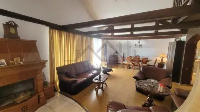 Copou, Sararie – Villa P+1, 240 m², Terrain 481 m² (700 m² disponibles) - foto 2