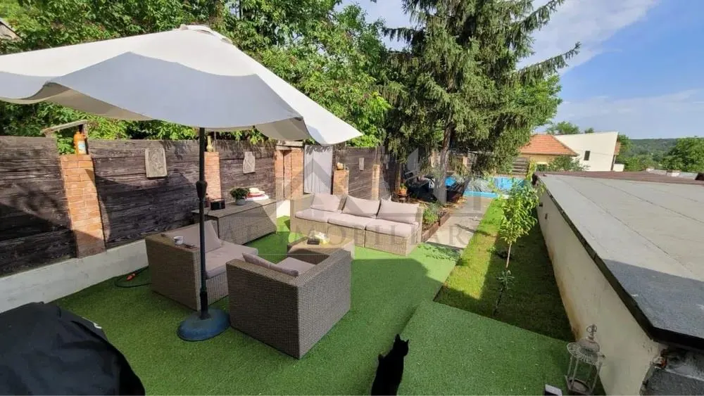 Copou, Sararie – Villa P+1, 240 m², Terrain 481 m² (700 m² disponibles) - foto 8