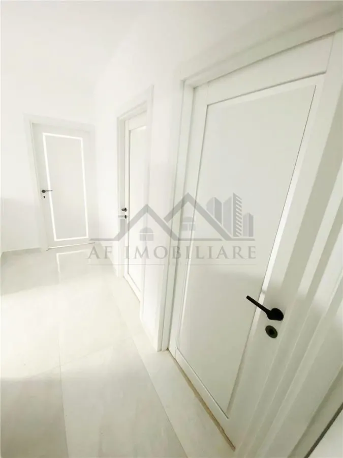 Casa Independiente con Garaje en Vișan-Bărnova, Castelul Grecilor - foto 6