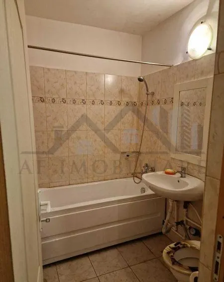 Appartement 3 Chambres Tătărași - Flora - foto 8