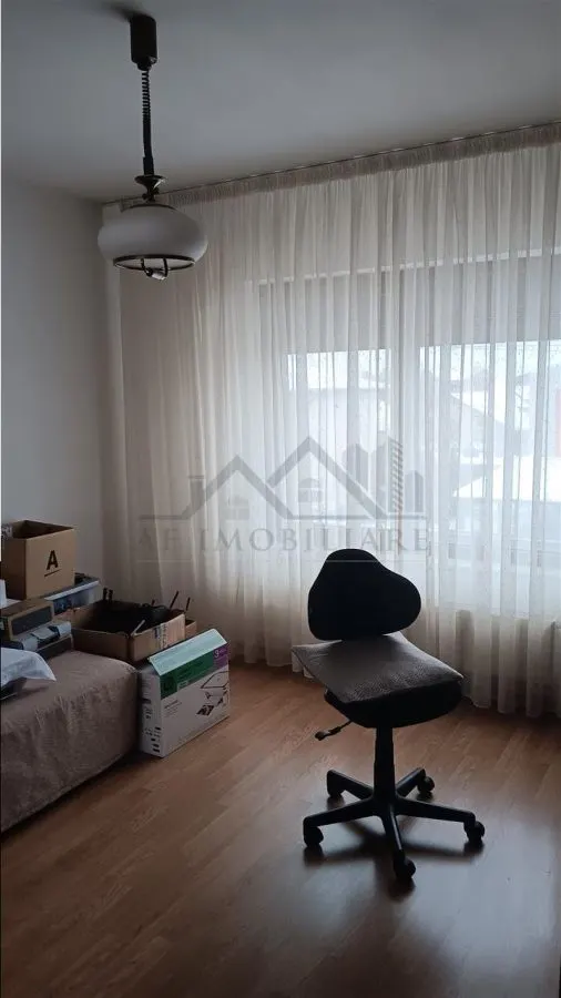 Valea Lupului rue Nufărului Villa P+E 188m², Terrain 300m² ou 800m² - foto 8
