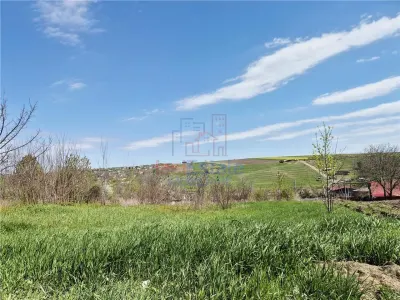 Terrains à Bâtir à Vendre, à 11 km de Palatul Culturii, Iași - foto 2