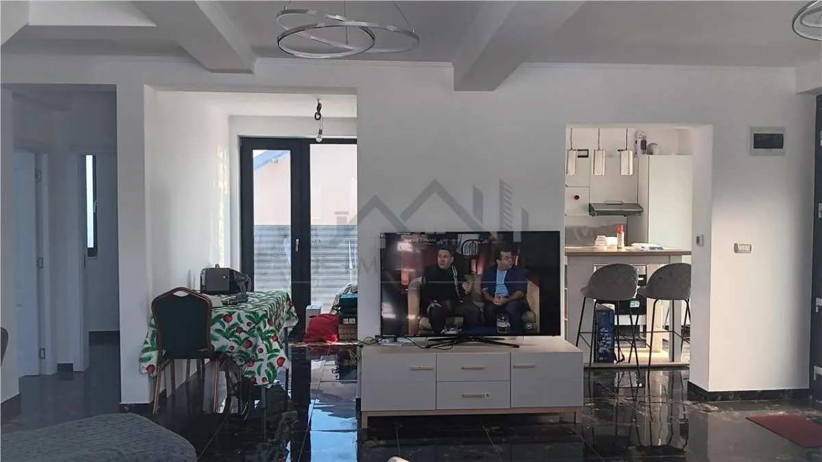 Valea Lupului, rue Academiei – Villa Neuve P+E, 5 Chambres, Terrain 515m² - foto 2