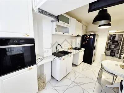 Apartamento de 3 Dormitorios Completamente Amueblado y Equipado - foto 8