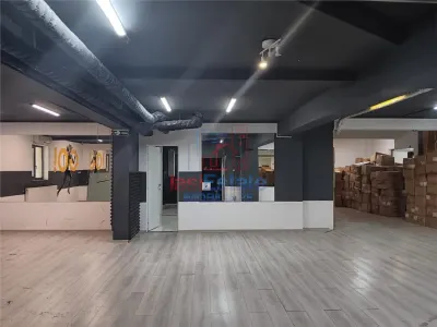 Espace Commercial à Louer, Quartier Visoianu, Iași - foto 3