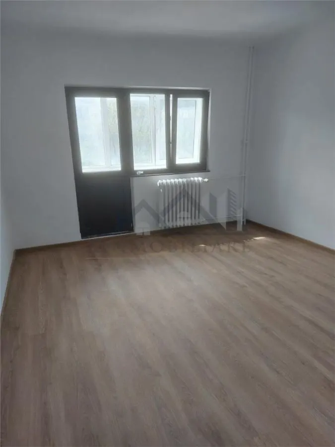 Appartement 1 Chambre, Frumoasa - Boulevard Poitiers - foto 1